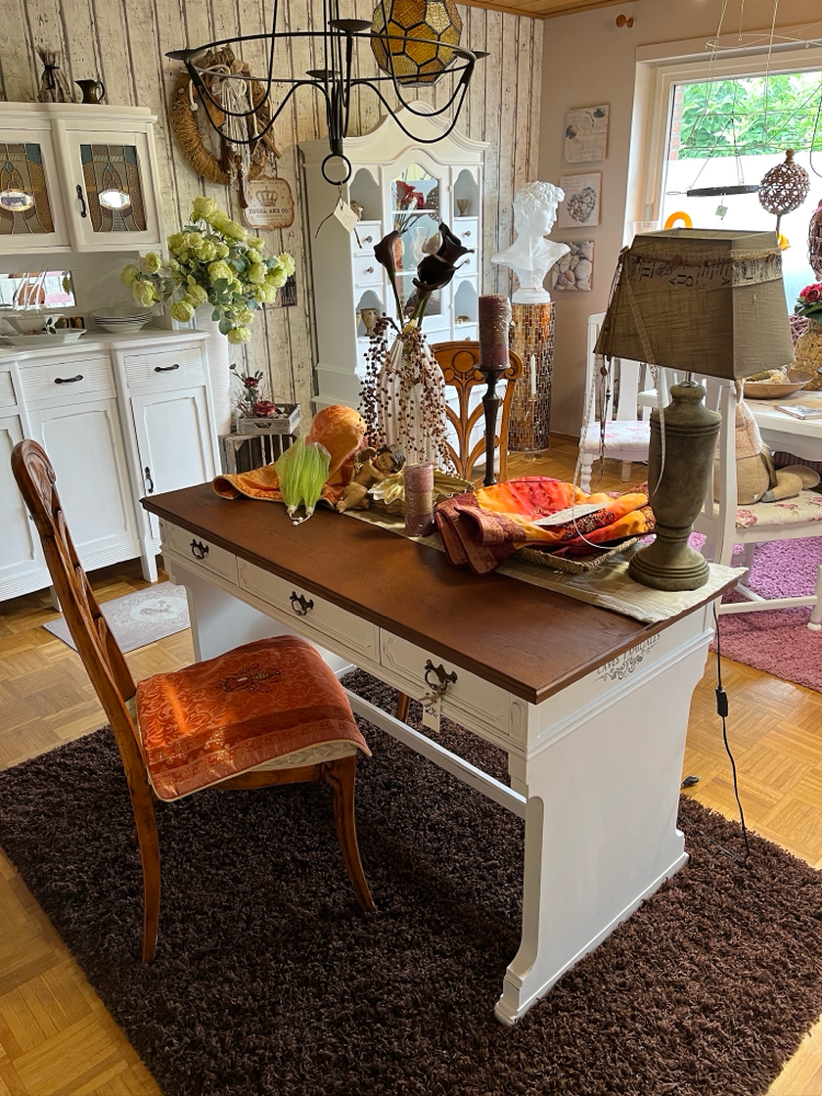 290 €, Breite 135 x Höhe 77 x Tiefe 65 cm