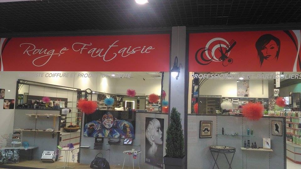 Boutique Rouge Fantaisie  Bollène galerie marchande d'intermarché