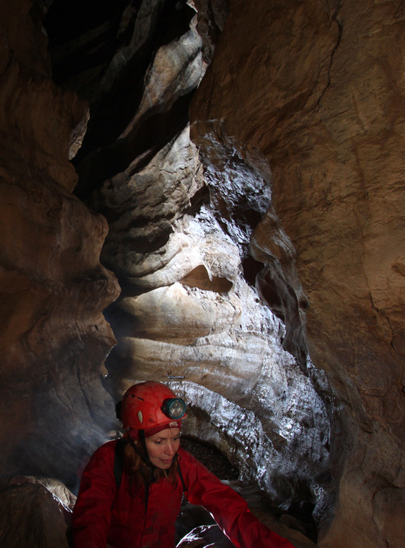 Sumgan Kutuk cave