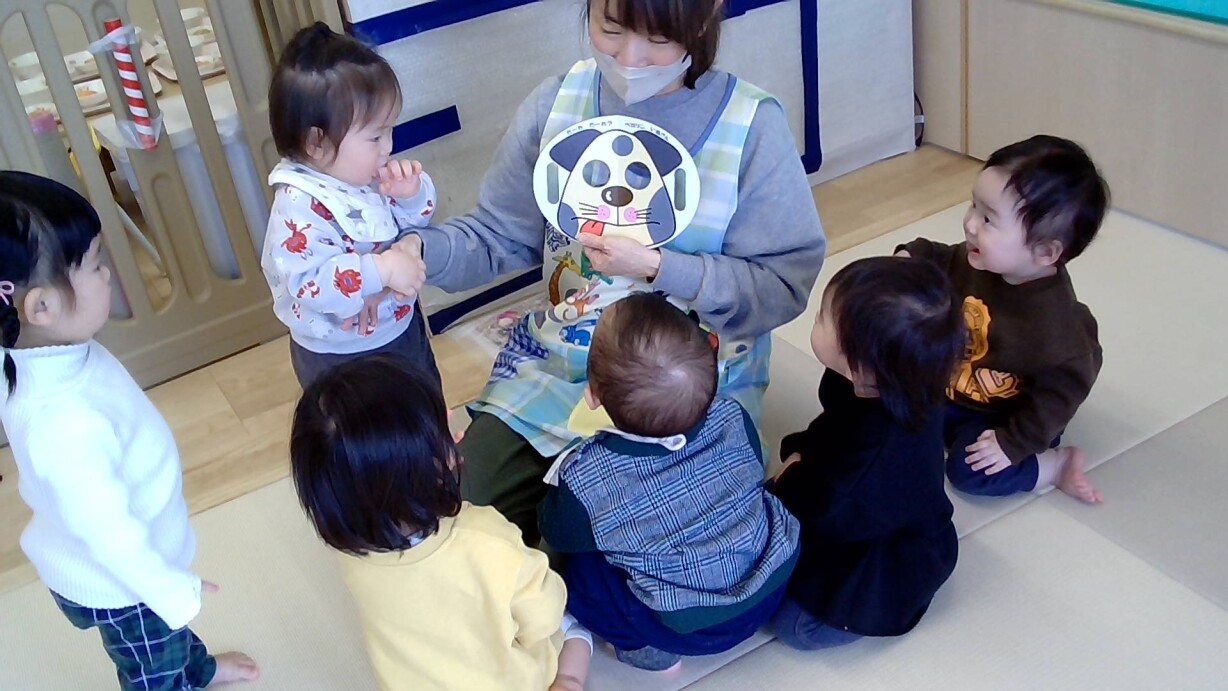 もも組さん、どんな遊びに夢中かな？