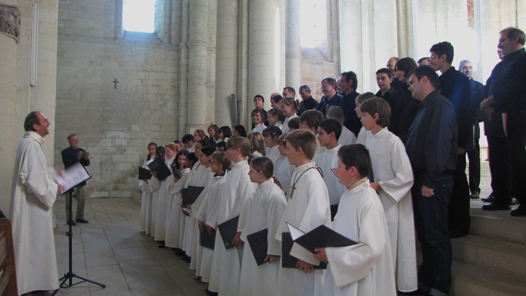 Messe à l'Eglise prieurale de Cunault