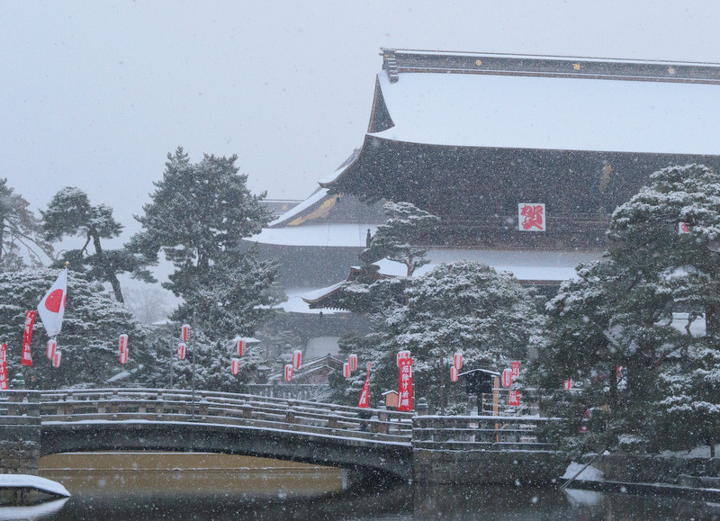 市内は昨晩から15cmの雪。