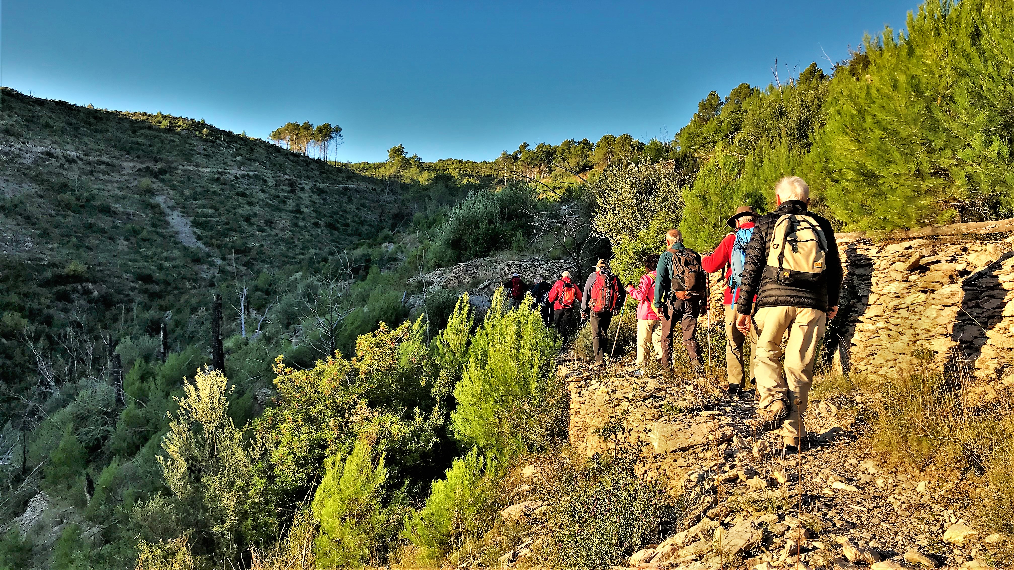 Randos Canétoises en rando Niveau 2. Boadella d'Emporda à la chapelle Santa Magdalena, le 23 octobre 2018  