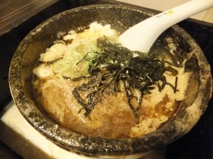 焼き塩ラーメンはそこそこの味でした。