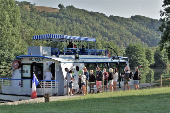 Le bateau l'OLT 