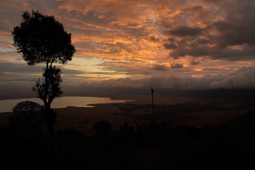 Sonnenaufgang am Ngorongoro Krater