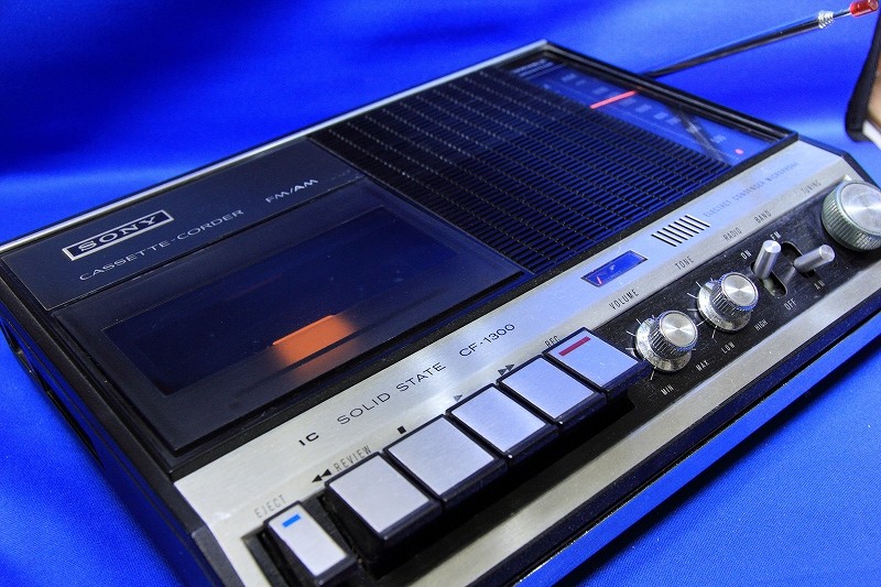 激安な CF-1300 Stereo Radio Casette Corder - Studio RUM サイト ラジカセ