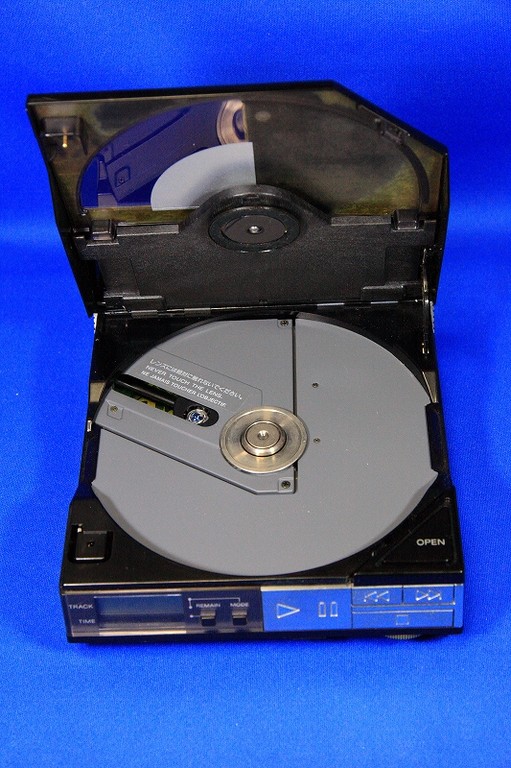 D-50 CD Compact Player - Studio RUM サイト D-50 CD Compact Player - Studio RUM サイト