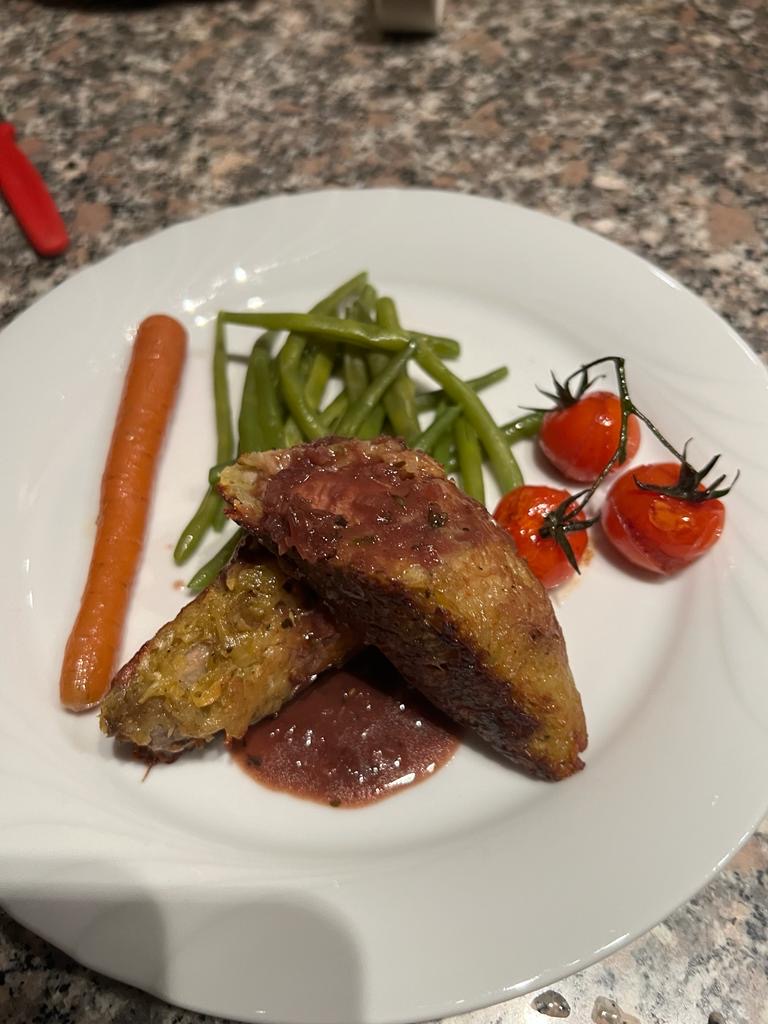 Dr Rasemäier ipackt, Rasebitzli u chlini Farbtupfer