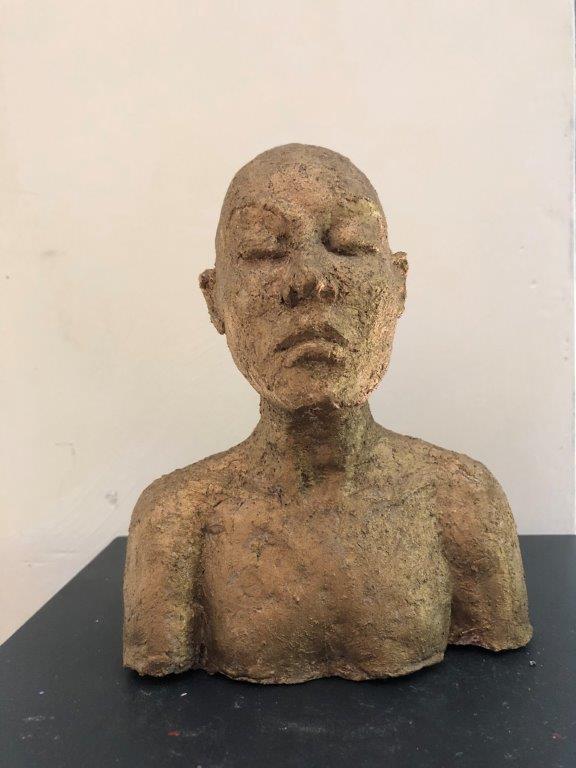 Kleiner Frauenkopf - Ton patiniert - Höhe ca. 15 cm (2020) - 120.- €