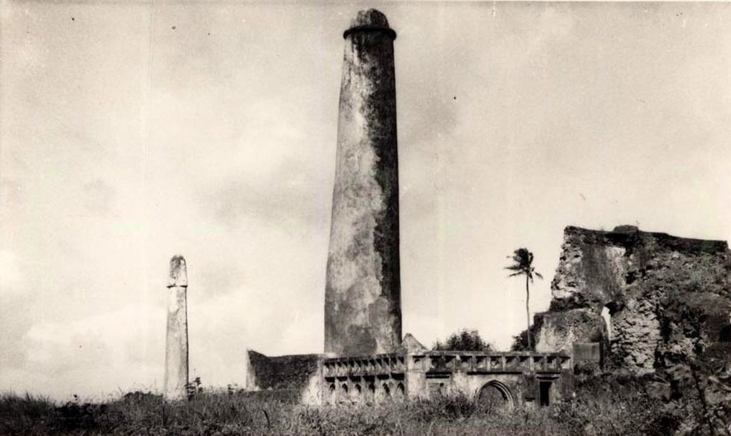 Pillar Tombs, Malindi.