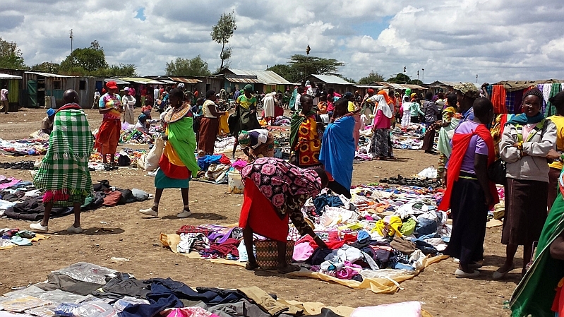 Kenya. Segera Ngare Nyiro Market