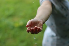 segreto meditazione lasciare andare concentare emozioni contatto corpo sensazione bella processo calmarsi scoprire serenità forza affrontare stressanti momenti