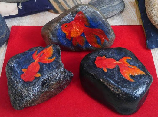 ストーンアート　ペーパーウエイト　やまね　うさぎ　石　ペインティング　置き物 ストーンアート ペーパーウエイト やまね うさぎ 石 ペイン