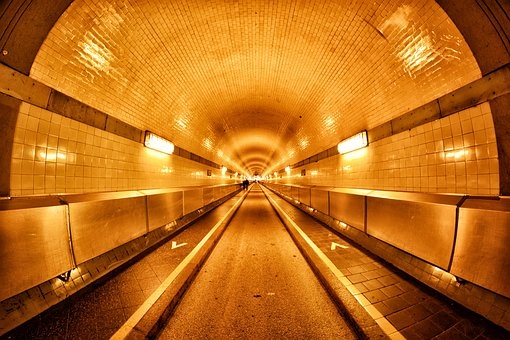 Alter Elbtunnel, Eingang Steinwerder