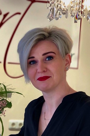  Aljona Litau - Friseurmeisterin
