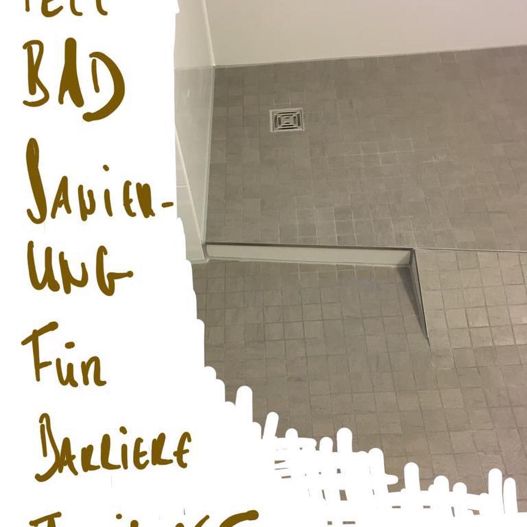 Teilbadsanierung , Barrierefreie Dusche , Mosaik , an der Wand XXL-Fliese