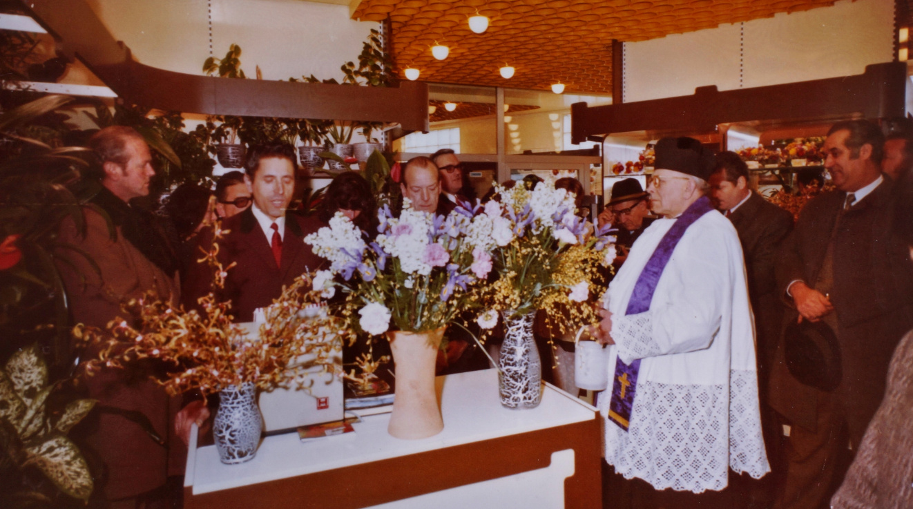 1974 Einweihung, Ehrung und Empfänge im damals modernsten Blumenhaus