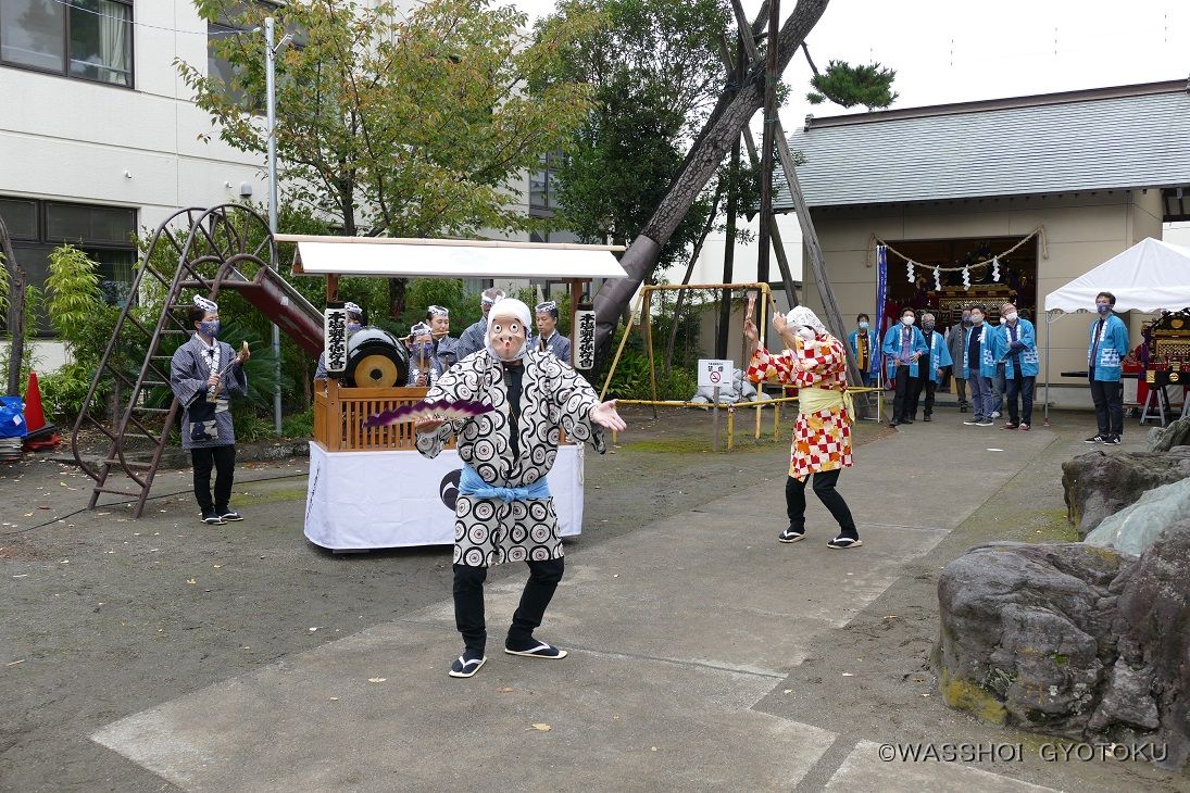 お囃子の演奏（本塩囃子保存会）