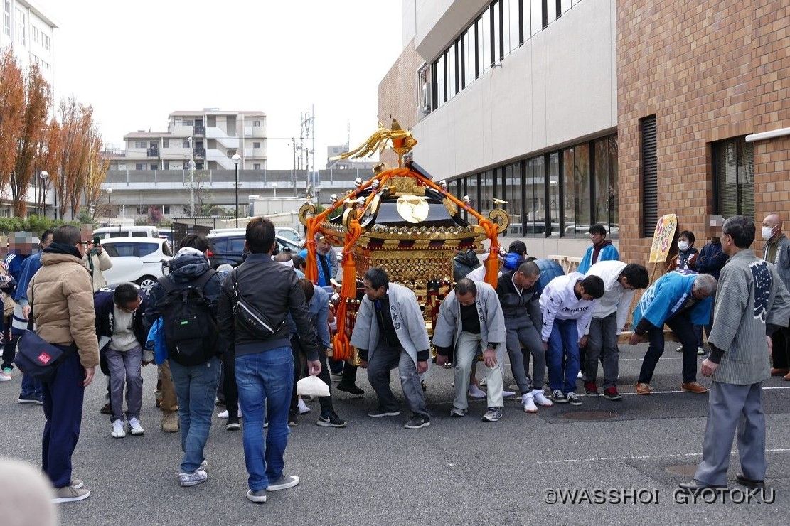  普段着で神輿を担げる貴重な機会でした