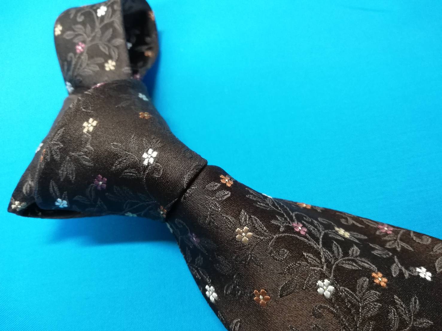 ネクタイができるまで