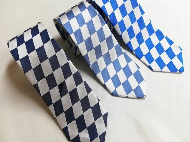 ネクタイの季節