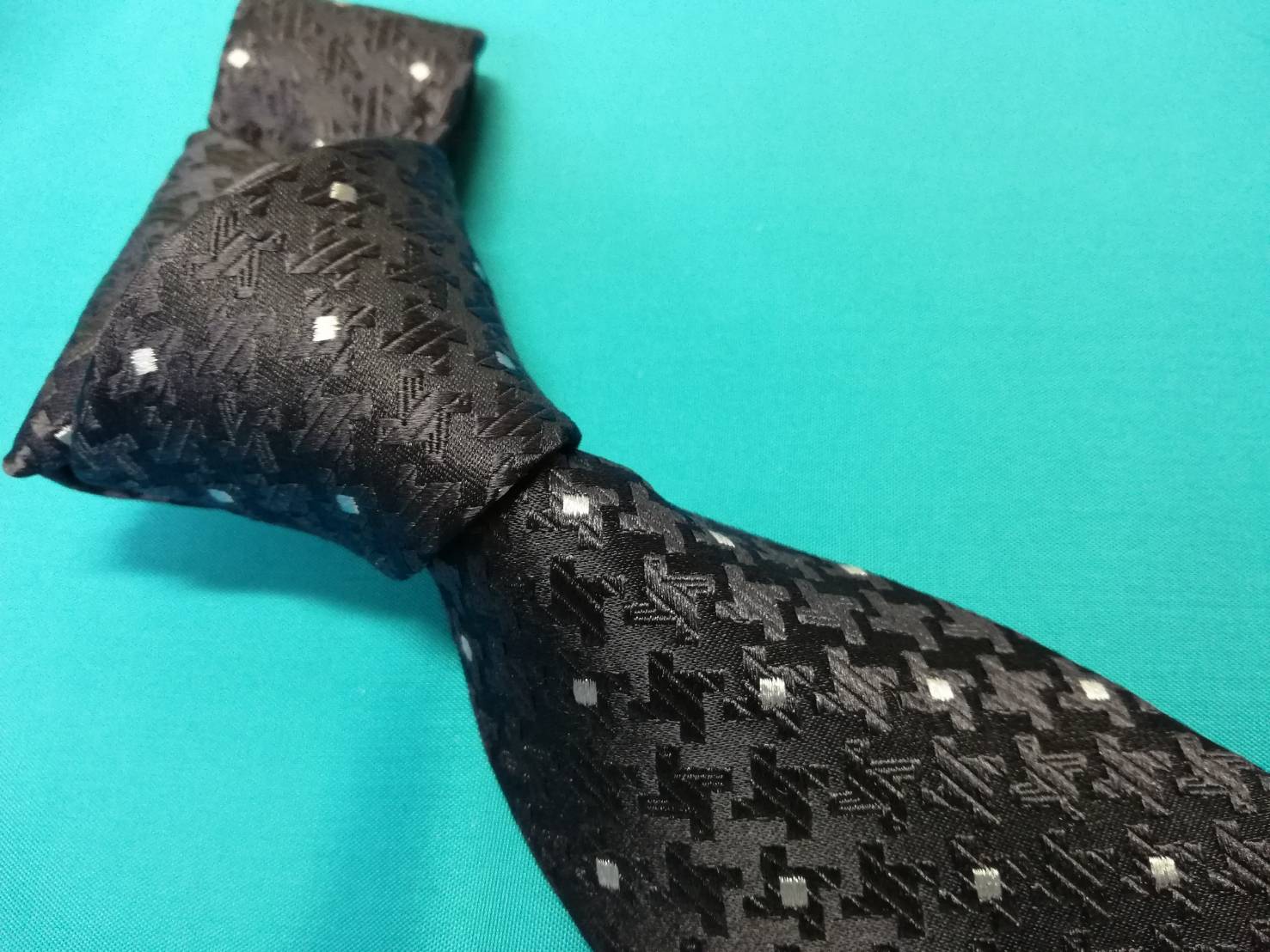 寒い季節に適したネクタイ