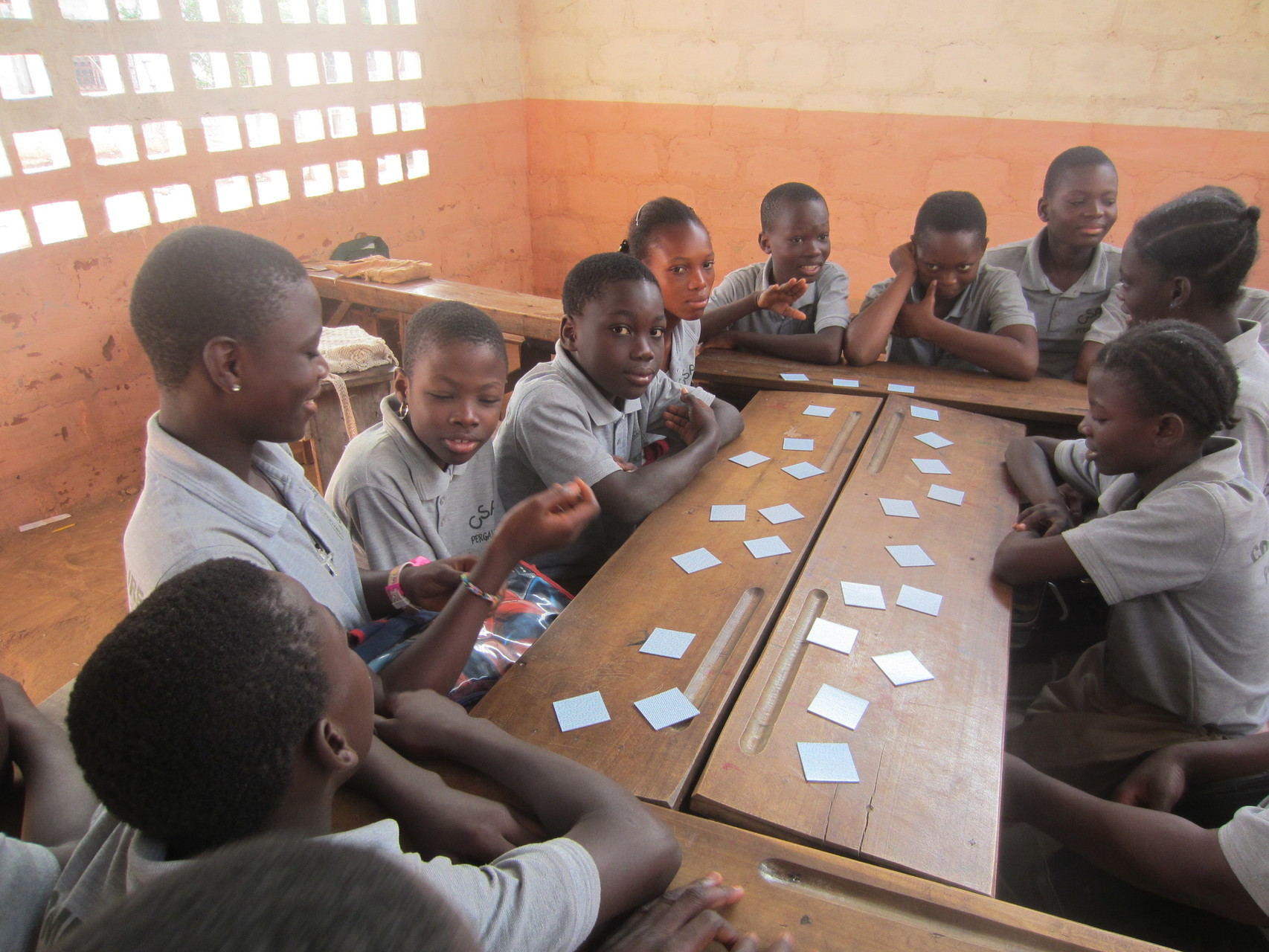 Memory Spielen bei Pergame Plus © Julia Appel (2016, Bénin)