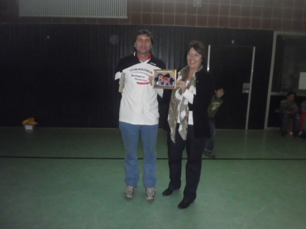 Gisela Hammer (rechts) und Manfred Wlle