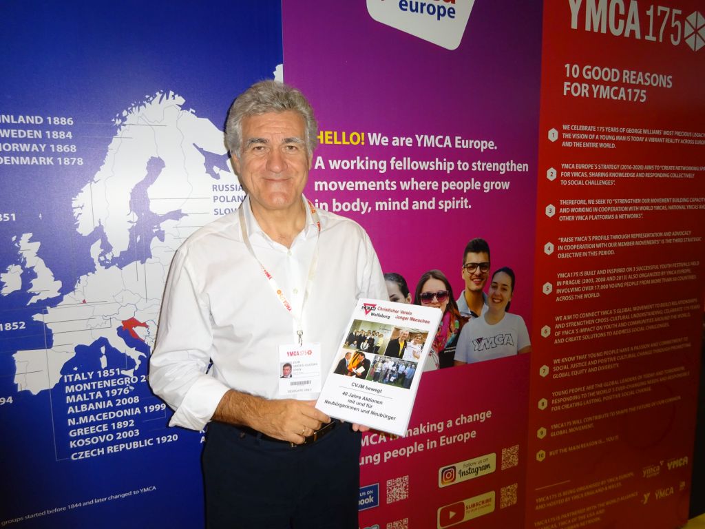 Juan Simones Iglesias, Generalsekretär YMCA Europa
