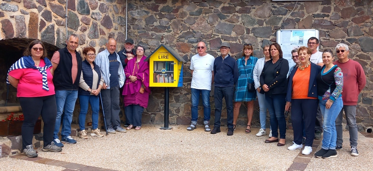 Installation d'une boîte à livres