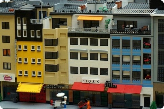Das Penthouse von Domapartment als LEGO-Modell im Maßstab 1:48
