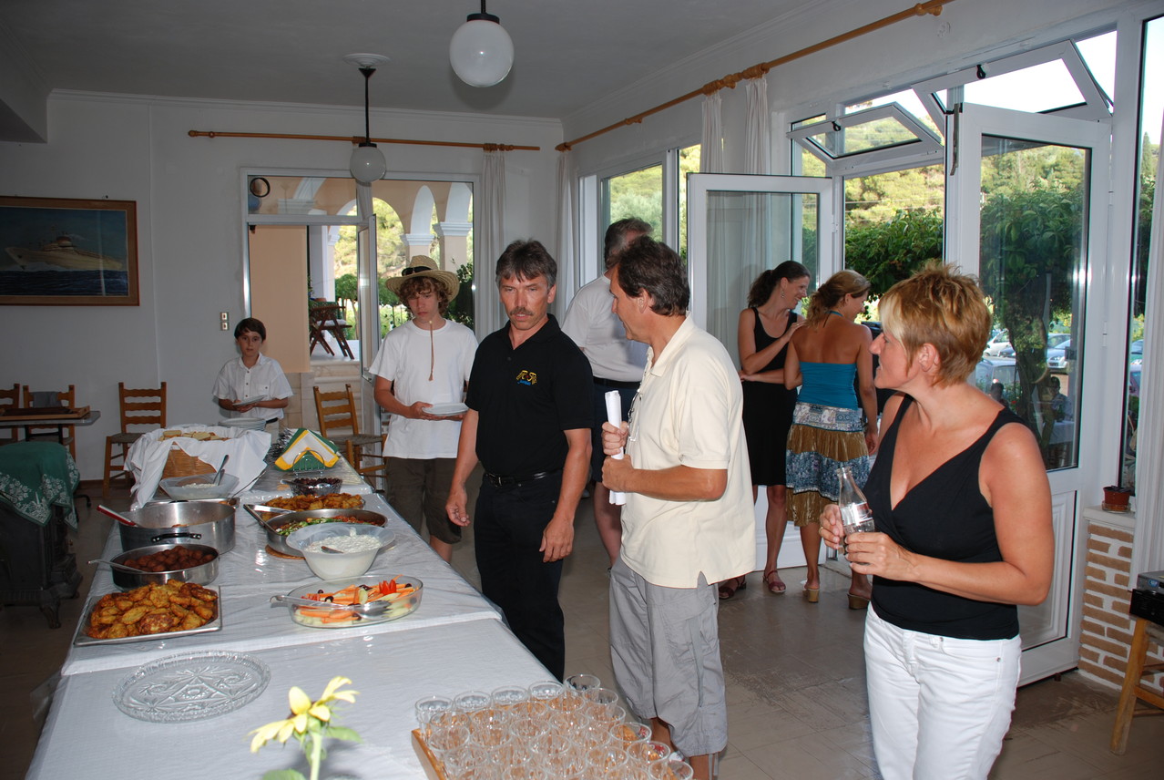 ... das Buffet ist eröffnet