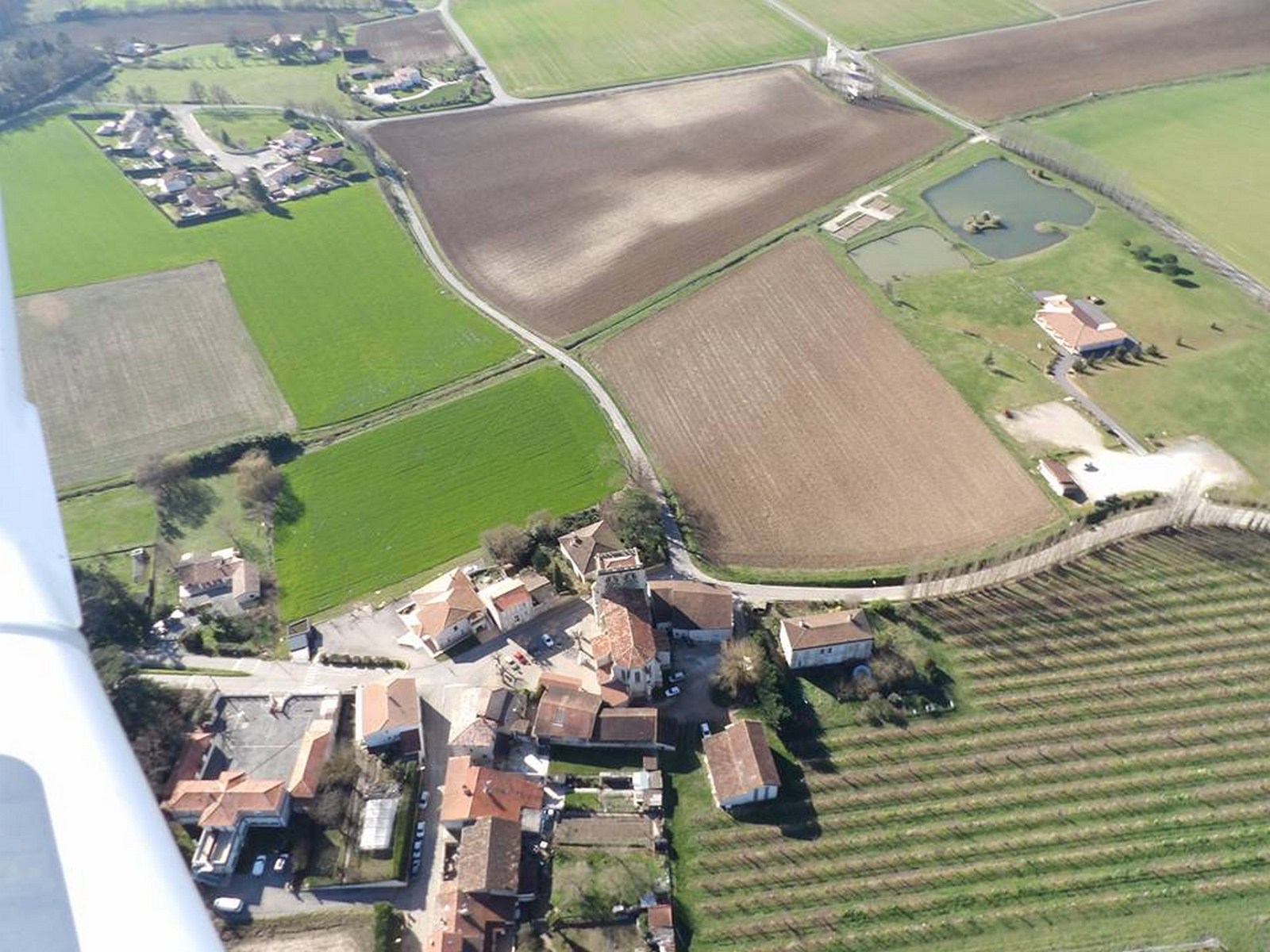 Le centre bourg de Lagarrigue