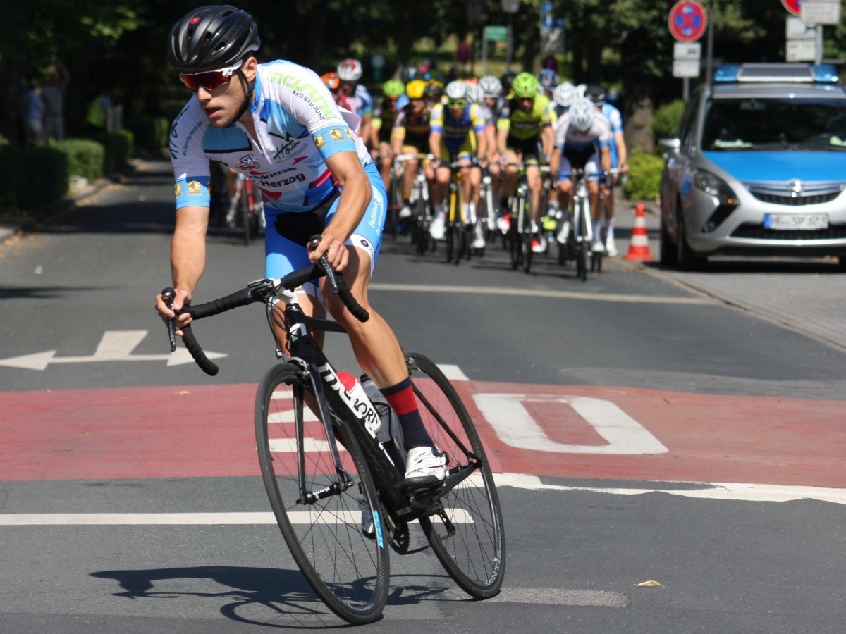  Krafttraining steigert auch die Leistung bei Zwischensprints (Foto: Daniel Kilb)