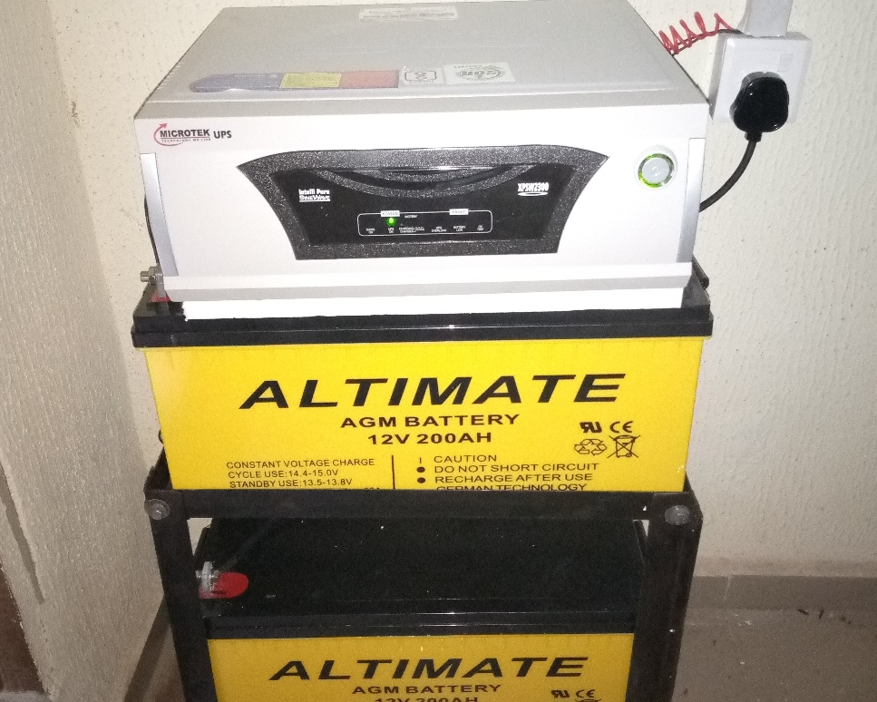 Microtek 24V 2.3k (2300W) with Two AGM Batteries 