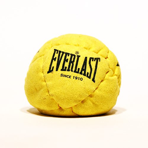 Objet promo pour marque Everlast à l'occasion du salon international du vêtement et des accessoires Who's next à Paris