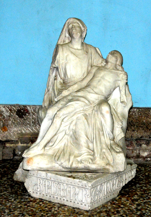 La Vierge de Pitié de la Basilique d'Albert, signée Albert Roze