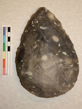 Example of an Achuelian Handaxe. Image from Faisal et al. 2010. Image used for illustrative purposes only. Faisal et al. are in no way associated with the Putt et al. 2017 study.