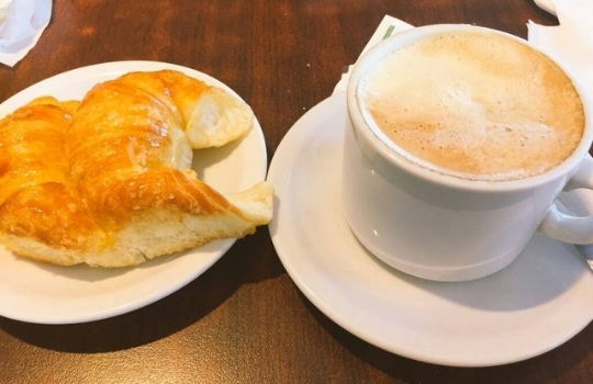☕🥐