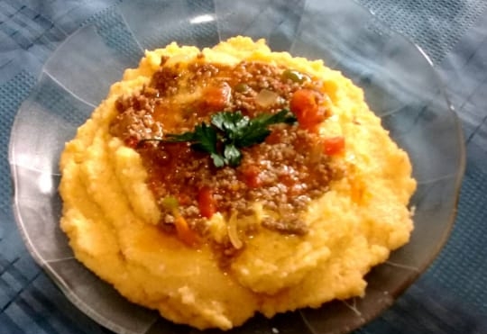 Polenta con salsas
