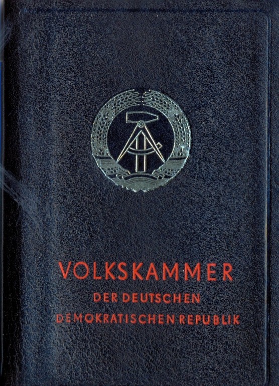 Die 10. Volkskammer der DDR - Retterin der Friedlichen Revolution