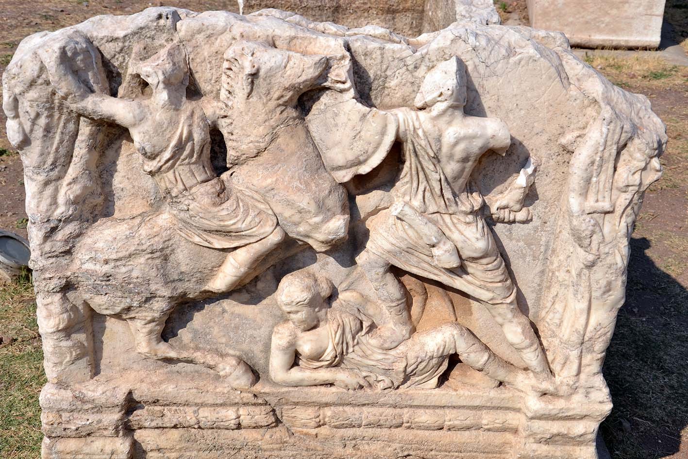 Amazone sarcophagus in Ephesos