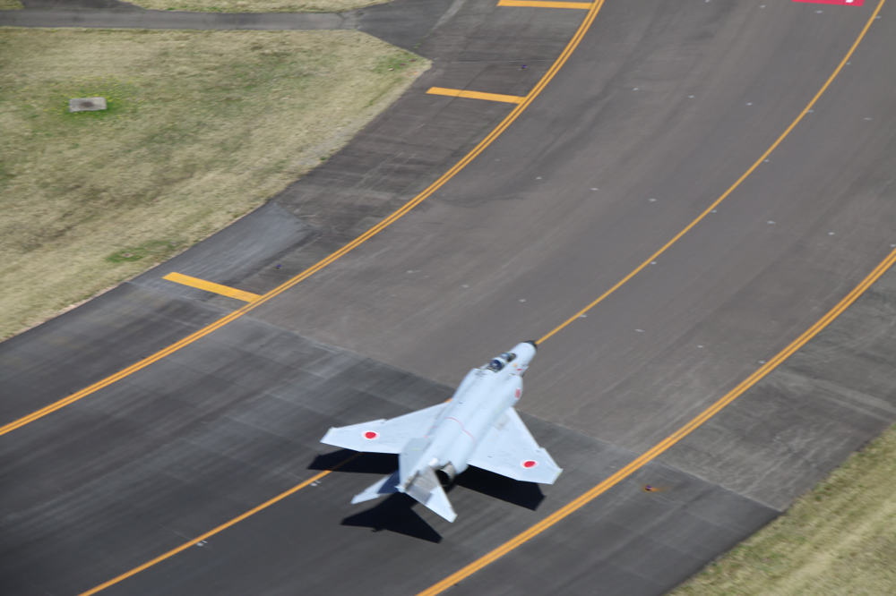 ヘリの着陸寸前で見かけた自衛隊の戦闘機