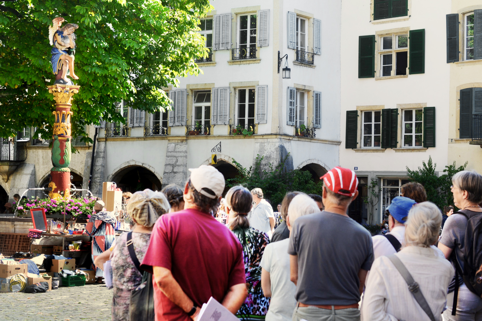 An der Obergasse steht der Engelsbrunnen,. 1563 floss hier erstmals Wasser.