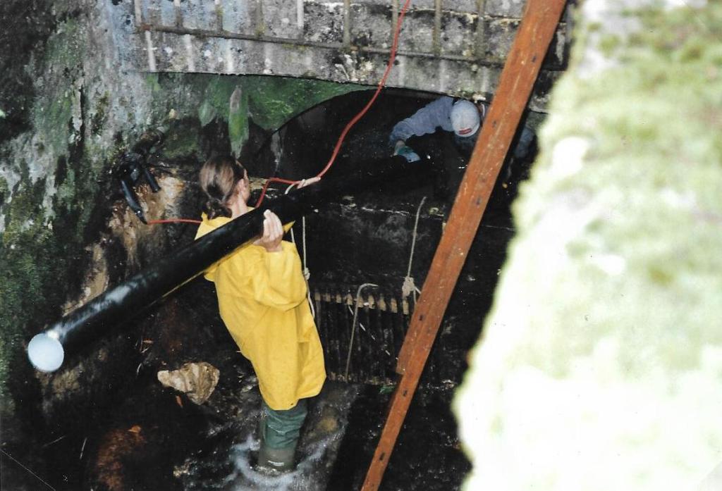 Oberlauf / Becken / Einbezug Plastikrohr