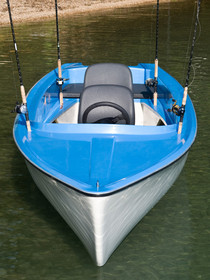 Boat with 17feet an 3 confortable seats