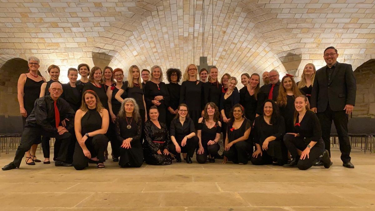 Gruppenfoto im Gewölbe