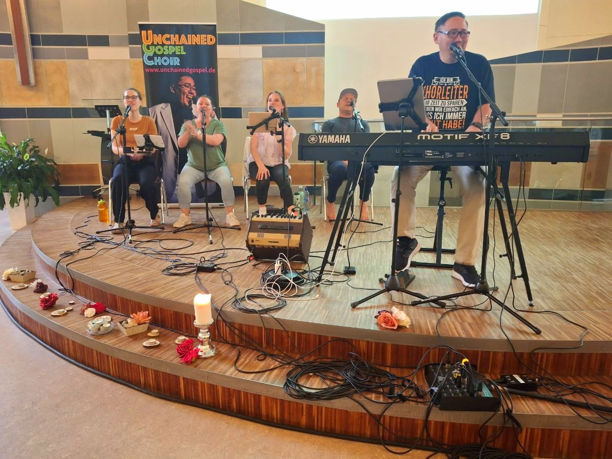 Abendandacht mit dem UGC-Ensemble und "Ensemble-Gast" Hanjo Gäbler