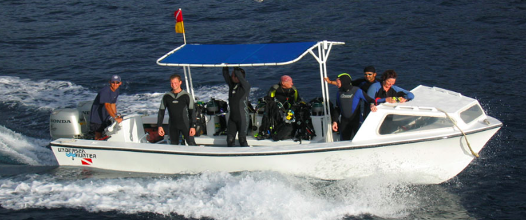 Small boat ride in Cocos Island, ©Underseahunter Group